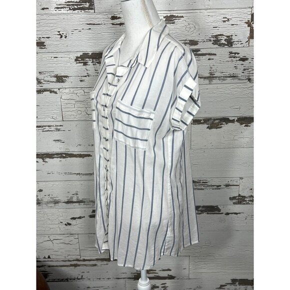 CABI Cruise Button Up Tunic Blouse White/Blue Sz M #5808 NWOT - Picture 3 of 5